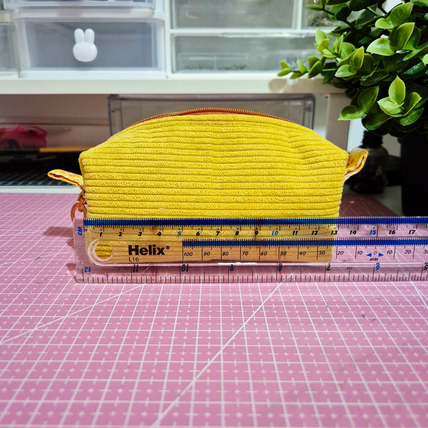 Sunny yellow Makeup Bag