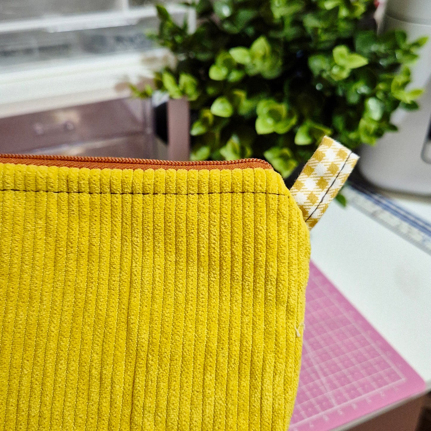 Everyday daisy Makeup Bag