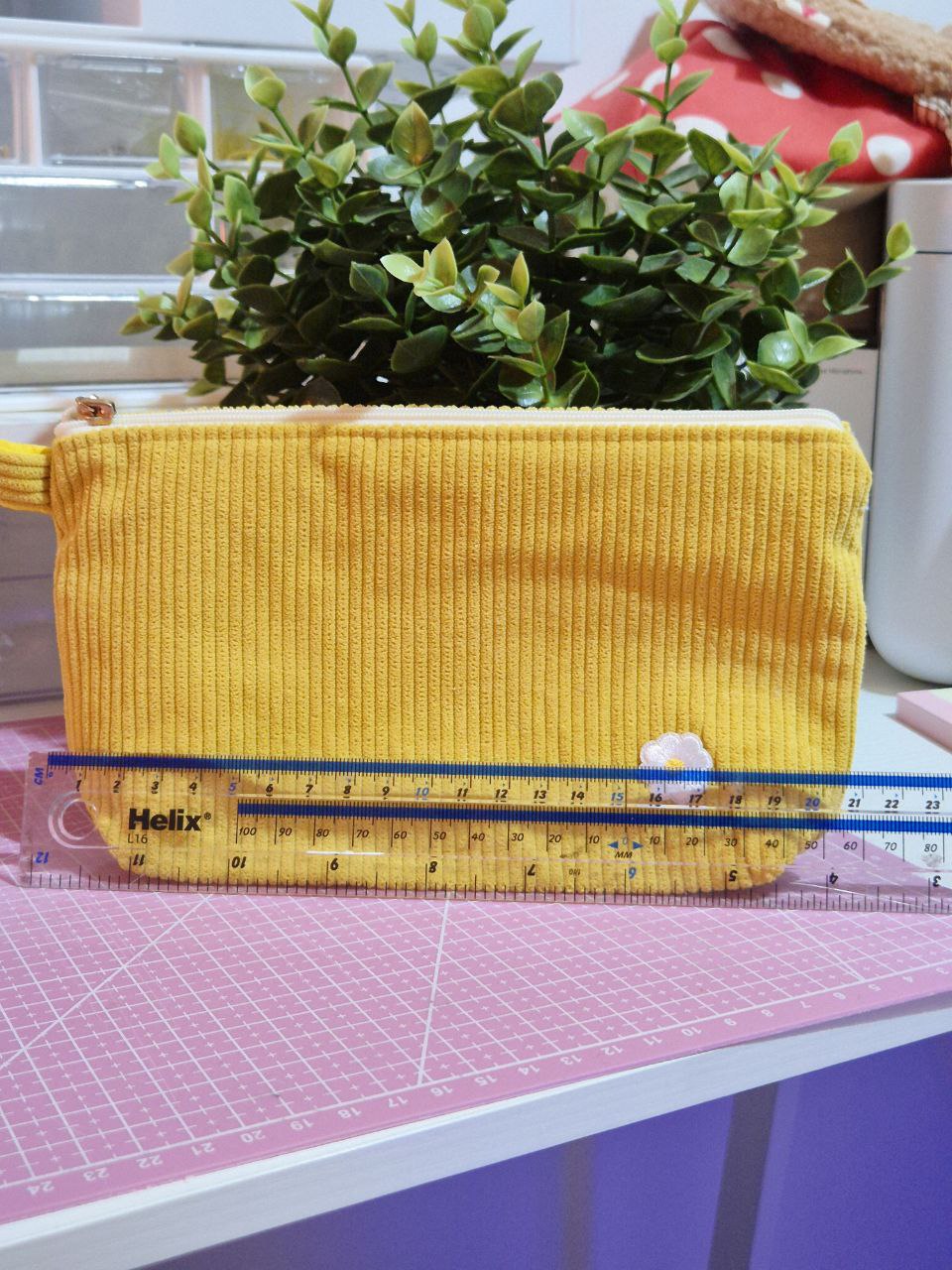 Everyday daisy Makeup Bag