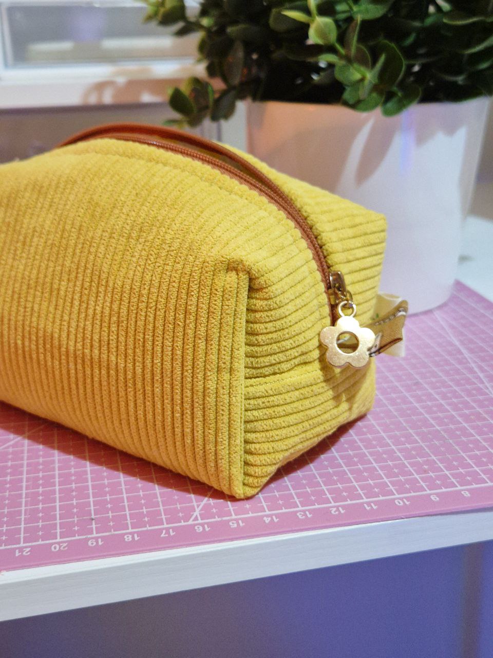Sunny Mini Makeup Pouch