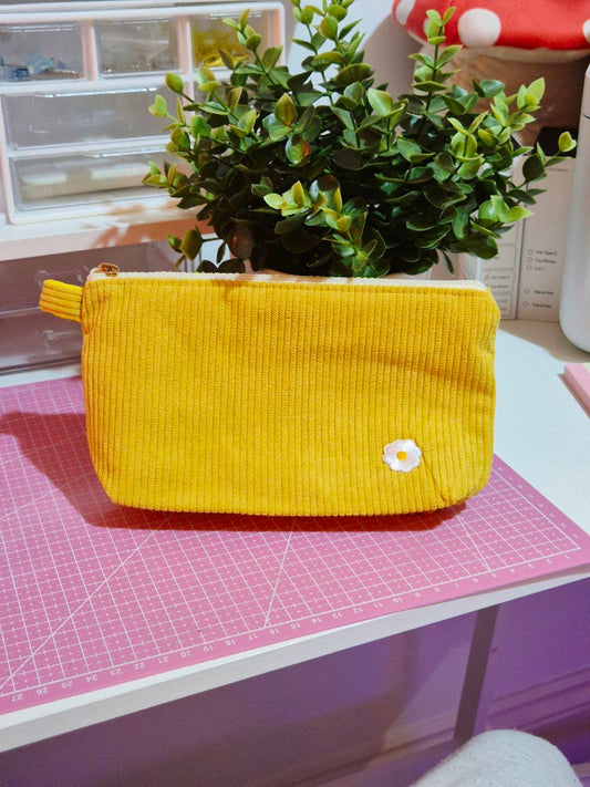 Everyday daisy Makeup Bag
