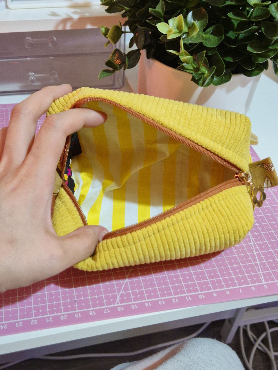 Sunny Mini Makeup Pouch