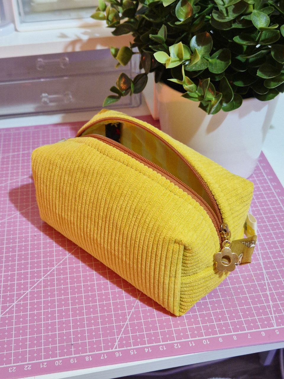 Sunny Mini Makeup Pouch